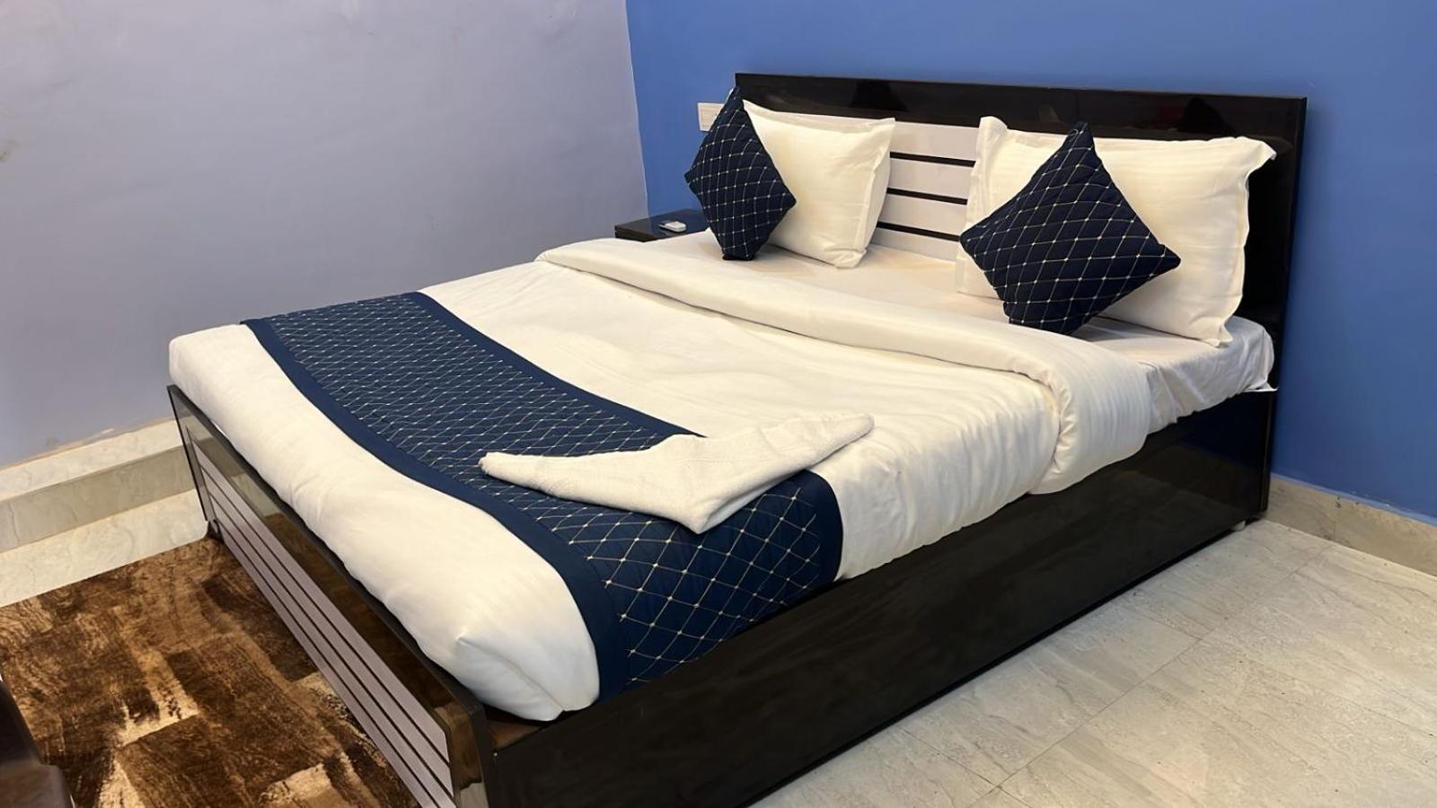 Admiral Bed & Breakfast *